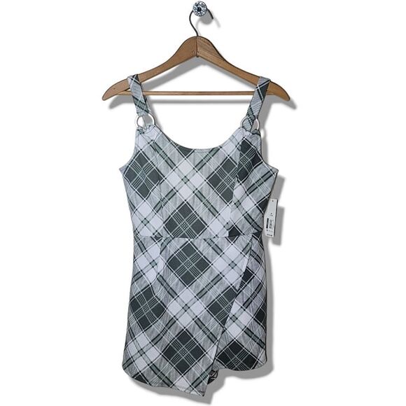 No Boundaries Junior's Plaid Asymmetrical Romper - Picture 2 of 7
